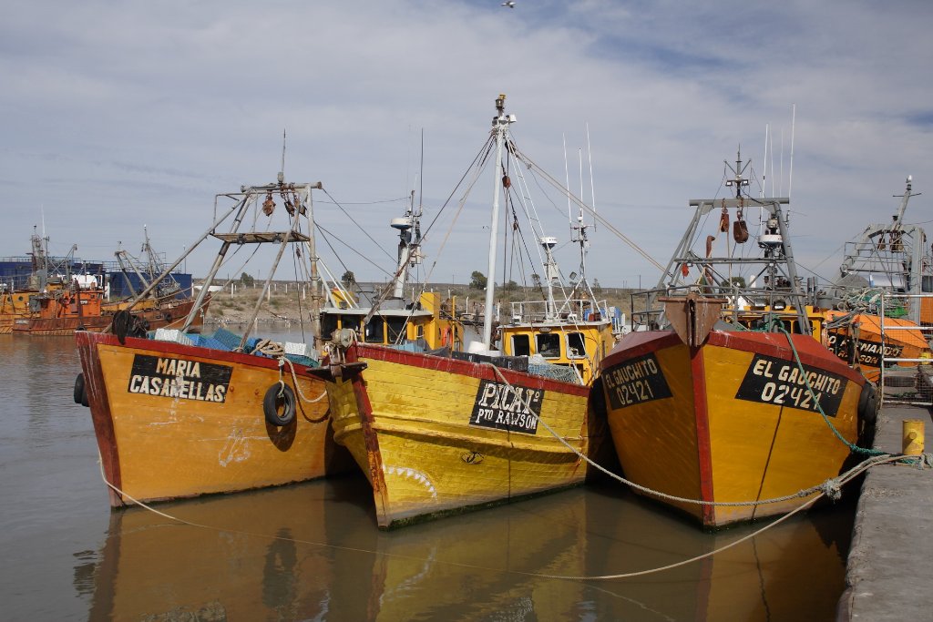 08-Fishingboots in the harbour.jpg - Fishingboots in the harbour